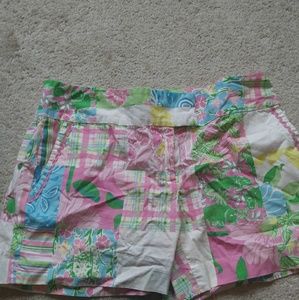 Lilly Pullitzer shorts size 4